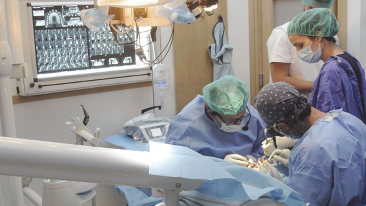 Clinical Program in Oral Implantology