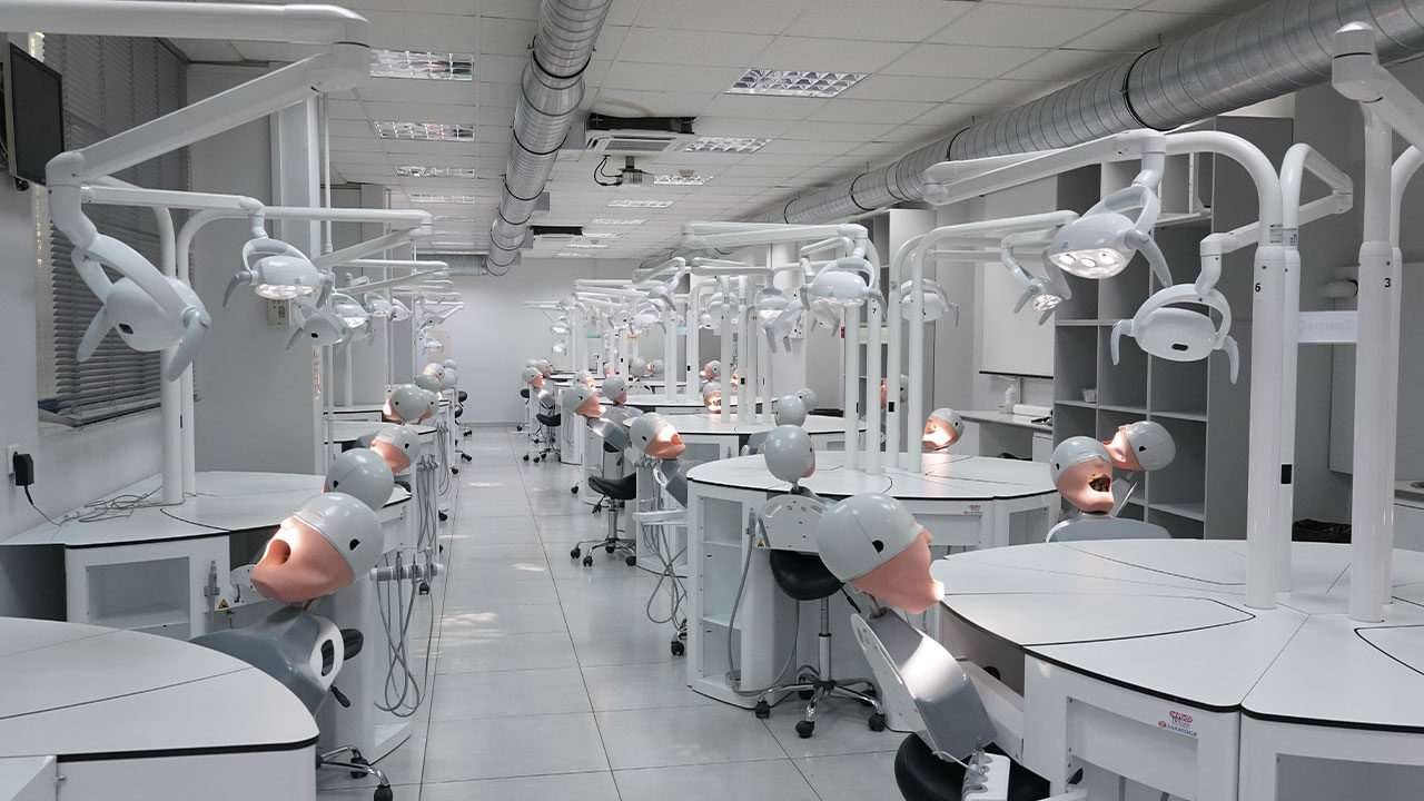 Εκσυγχρονισμός της Οδοντιατρικής Σχολής Αθηνών