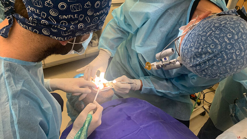 Η σωστή τοποθέτηση ενός εμφυτεύματος στην αισθητική ζώνη δεν είναι μια απλή υπόθεση