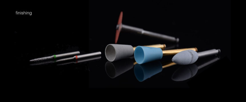 Ολοήμερο πρακτικό σεμινάριο άμεσων προσθίων αποκαταστάσεων με έμφαση στη μορφολογία και στη χρωματοληψία - Εκπαιδευτής: Tony Rotondo