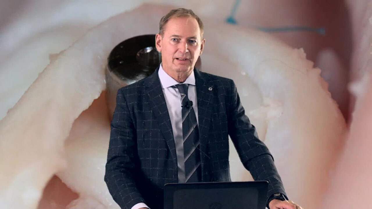 The Biologic Prosthetic Interface in Modern Esthetic Implantology - Revealing the Hidden Secrets of the Transgingival Part